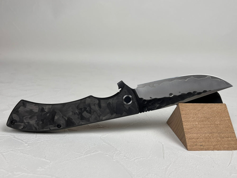 Nigara SG2 kurouchi tsuchime folding knife 96 mm edge length Carbon fiber handle