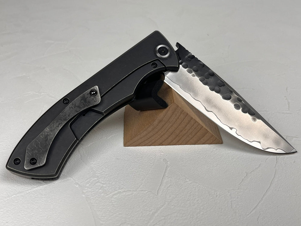 Nigara SG2 kurouchi tsuchime folding knife 96 mm edge length Micarta handle