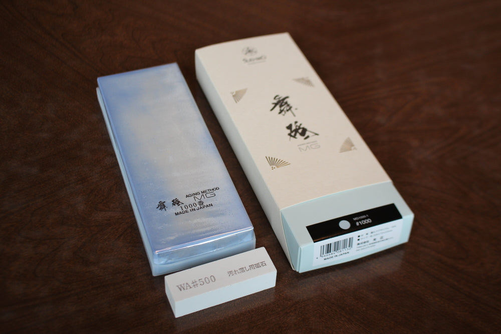 Suehiro Maido MG1000-1 Magnesia WA sharpening stone with Nagura